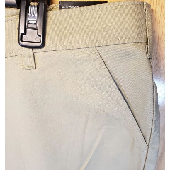 Share Dickies Women’s Sz 24 Regular Work Pants Beige Straight Leg NWT - Picture 3 of 11